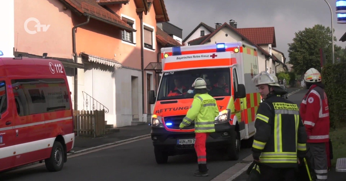 Landkreis Tirschenreuth: Großeinsatz bei Wohnhausbrand – 16 Menschen ...