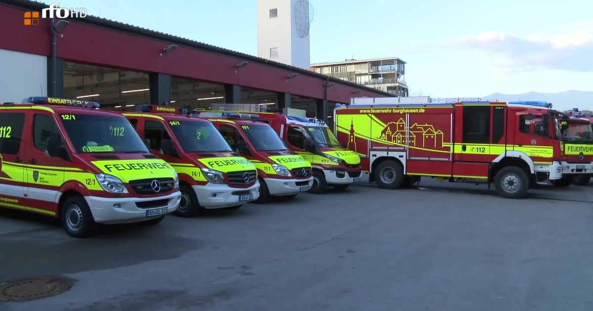 Feuerwehr Burghausen: Auffällige Folien für die Einsatzfahrzeuge | LFV